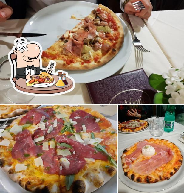 Scegli una pizza a La perla Del Golfo