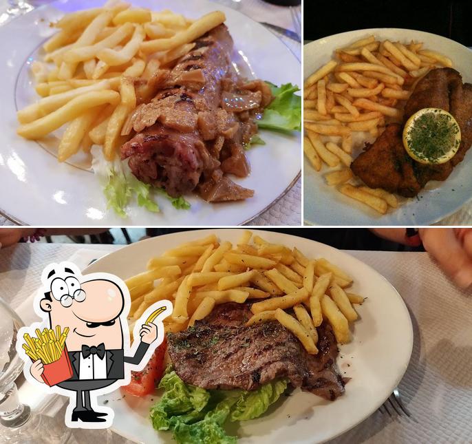 Essayez des frites à Chez Louisette