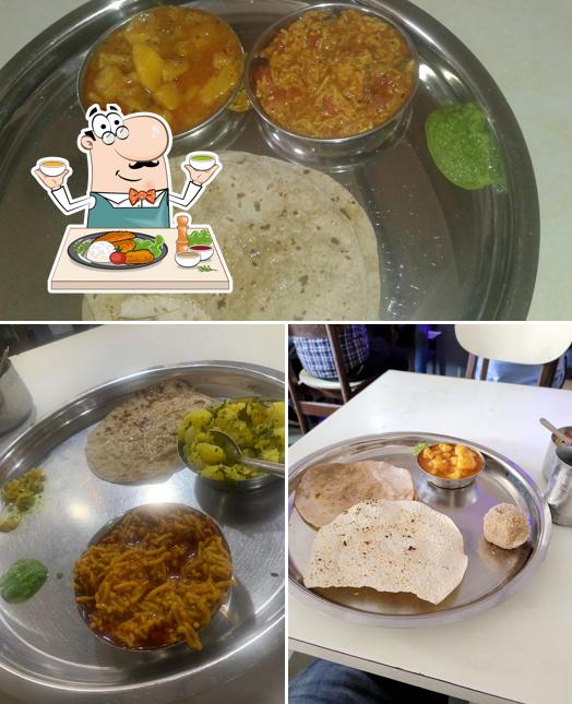 Food at Narayan Bhojan Gruh
