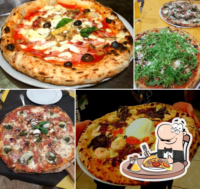 Scegli una pizza a Il Don Camillo