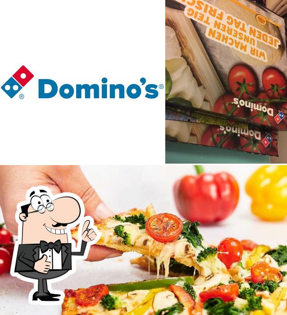 Regarder cette photo de Domino's Pizza Bonn Duisdorf