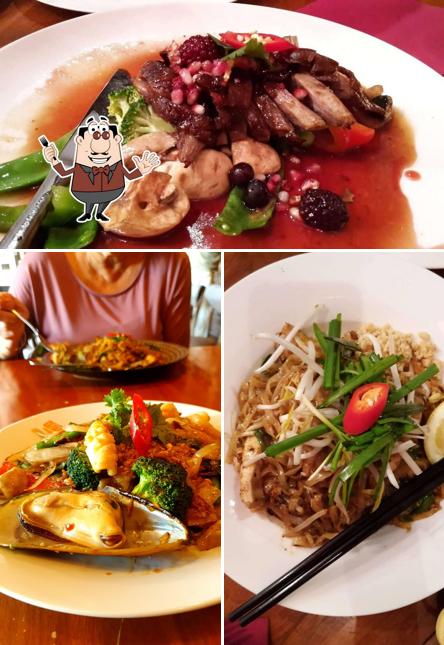 Paste Thai Restaurant in Ardross - Restaurant menu and reviews