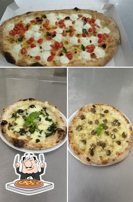 Prova una pizza a Ristorante Pizzeria Pinguino83 da Salvatore