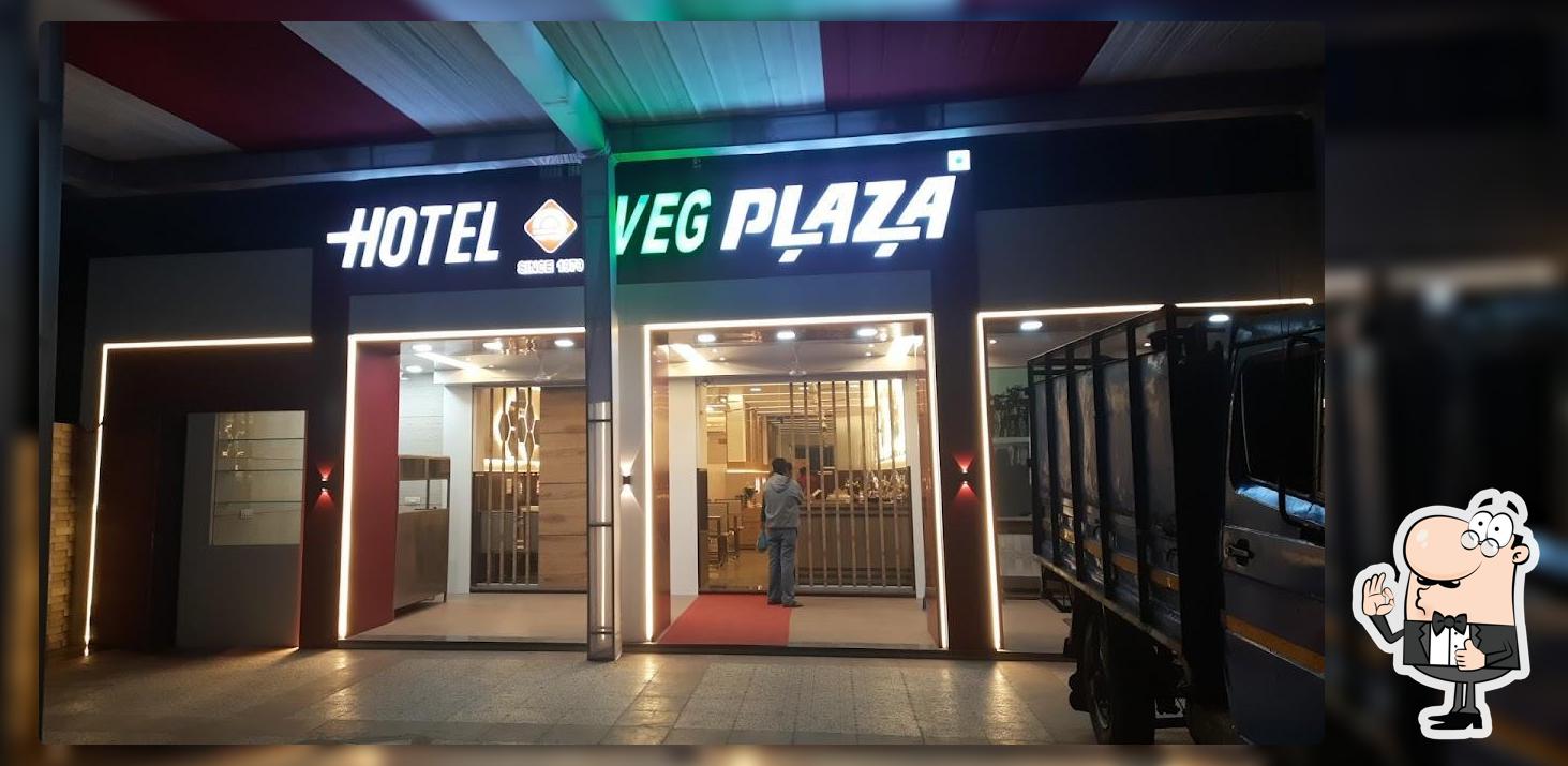 Hotel Veg Plaza