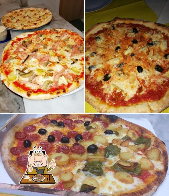 Scegli una pizza a Pizzeria - Trattoria " La Tana Del Gusto"