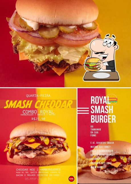 Hambúrguer em ROYAL SMASH BURGUER