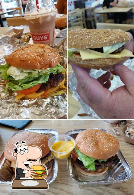 Commandez un hamburger à Five Guys