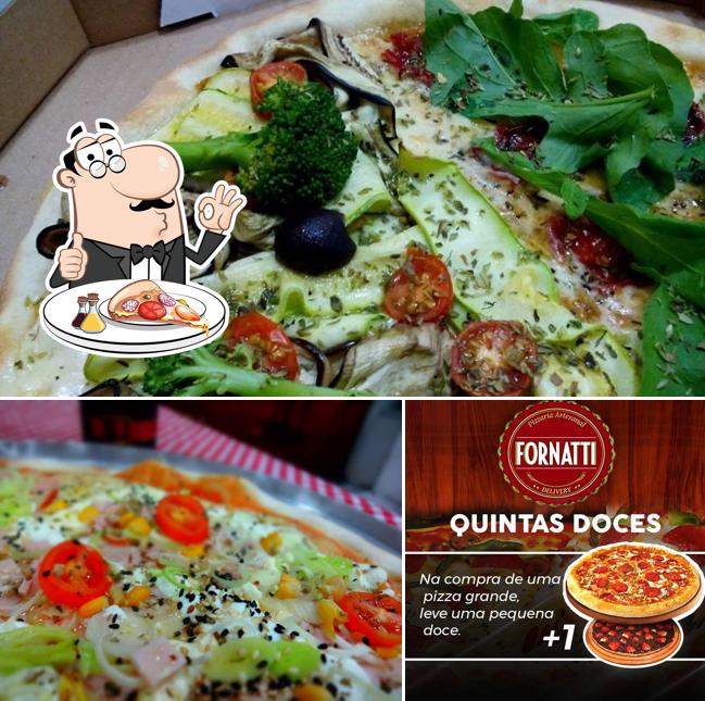 Experimente pizza no Pizzaria Fornatti