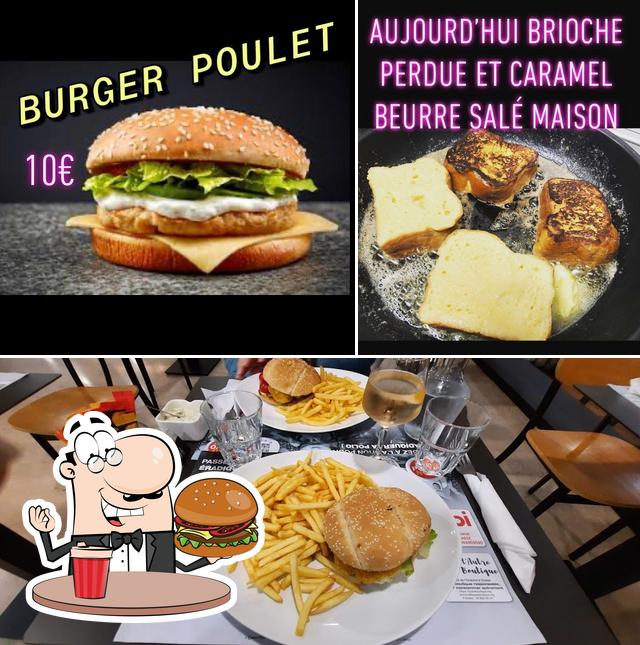 Essayez un hamburger à La Petite Brasserie