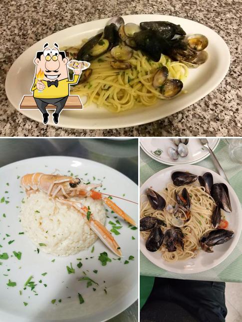 Prova la cucina di mare a Trattoria Pizzeria Il Mandracchio
