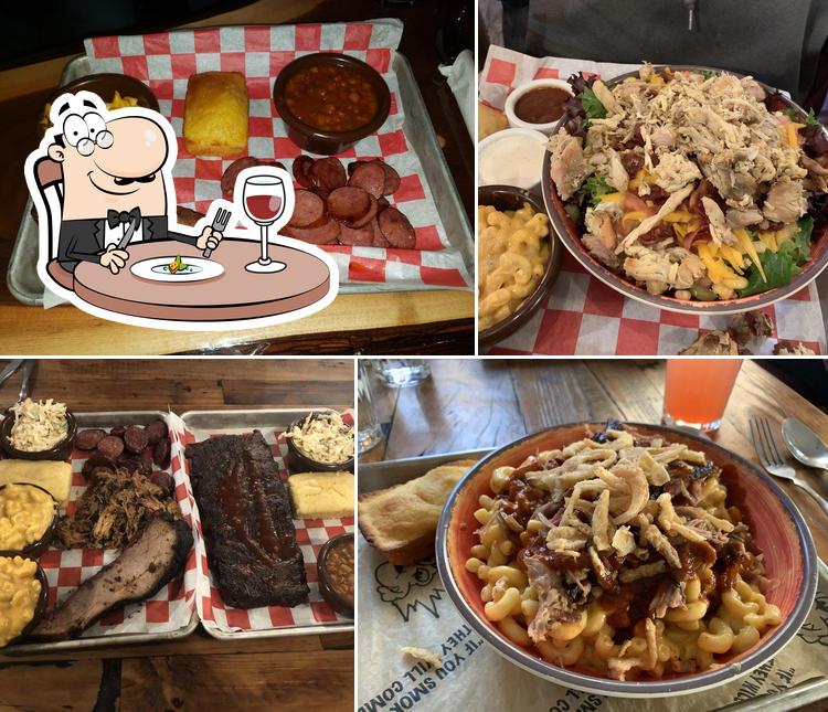 BBQ King Smokehouse and Tavern in Huntley Restaurant menu and reviews