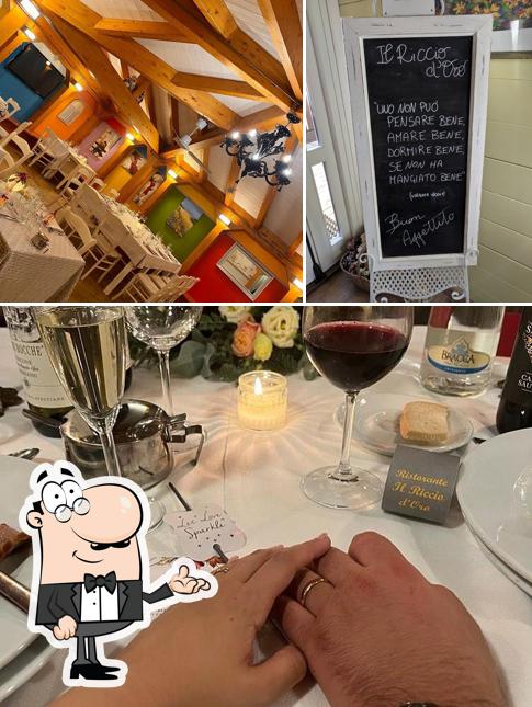 La interni e lavagna del ristorante