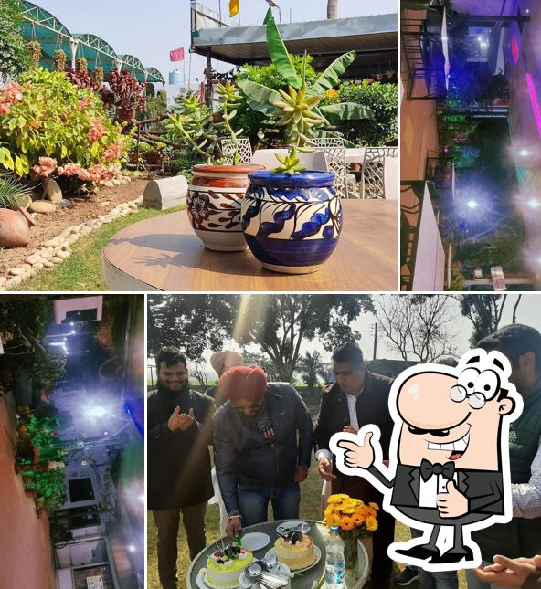 K. Surpal'z Hotel & Reastrurent