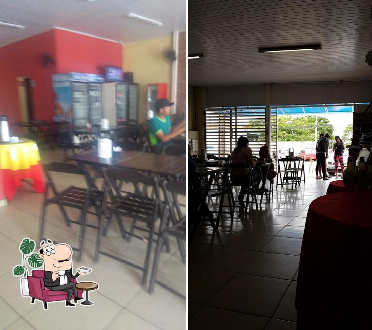 O interior do Toca do Sabor Restaurante e Petiscaria