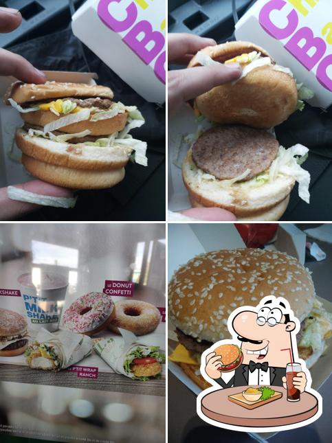 Prenez un hamburger à McDonald's