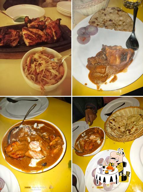Food at Dosti Adda