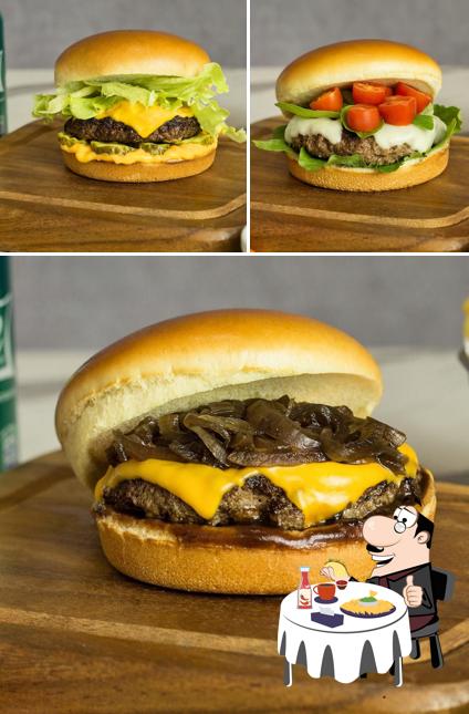 Os hambúrgueres do Five Burger Londrina irão satisfazer diferentes gostos