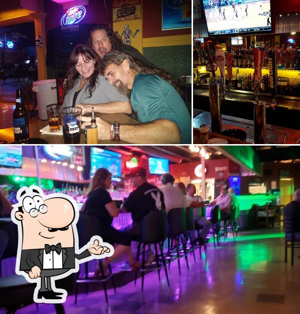 Twin Bridges Bar & Grill, 4205 B State Route CC in Jefferson City Restaurant menu and reviews