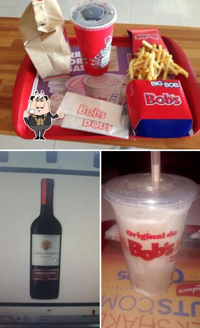 Desfrute de um drinque no Bob's Texaco