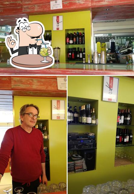 La immagine di bevanda e interni da Caffe Osteria Fratti