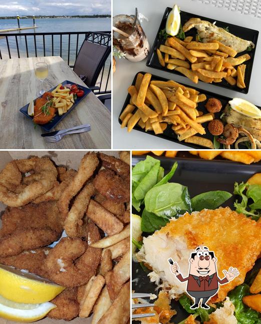 Sylvan Beach Seafood Cafe in Bellara Restaurant menu and reviews