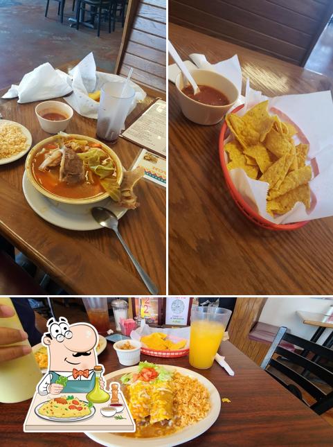 La Bonita Mexican Restaurant in Austin Restaurant menu and reviews