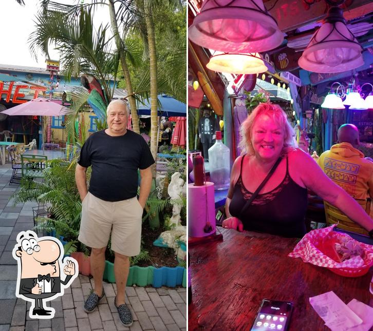 Redbones, Palm Beach Blvd in Fort Myers