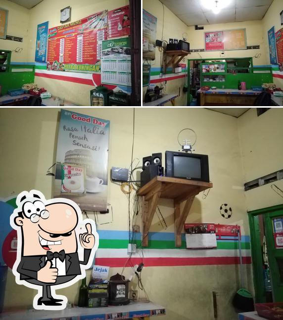 Vea esta imagen de Warung Makan Indomie Putra Kuningan 2