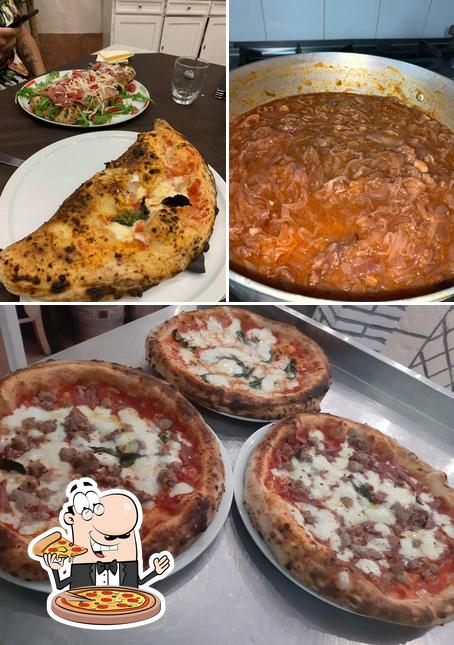 Prenditi una pizza a Pizzeria Ristorante Donna Teresa