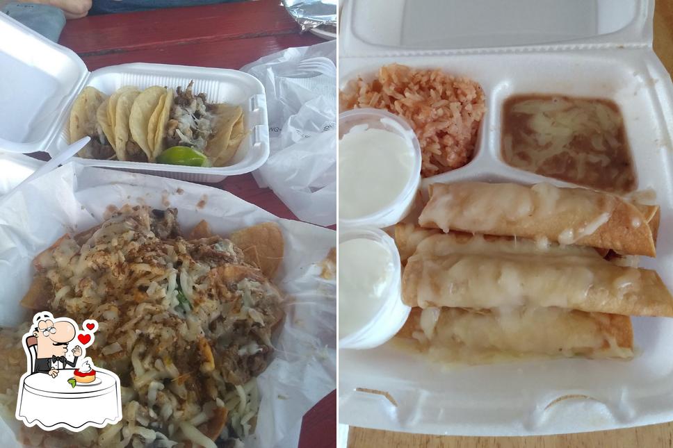 Chowchilla Taco Shop in Chowchilla Restaurant menu and reviews