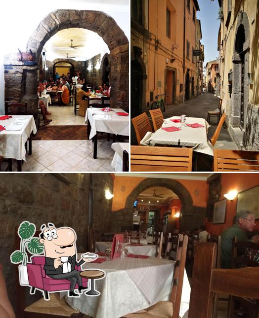 Gli interni di Pizzeria Trattoria La Tavernetta
