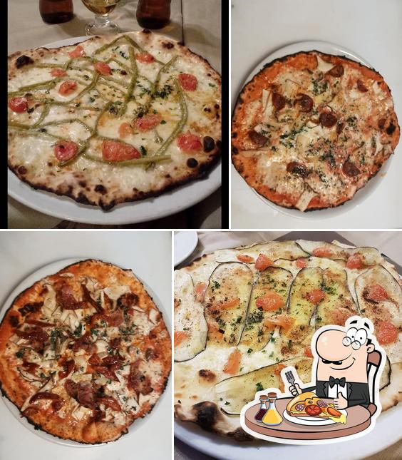 Ordina una pizza a Pizzeria Il Localetto di Marco Vinella
