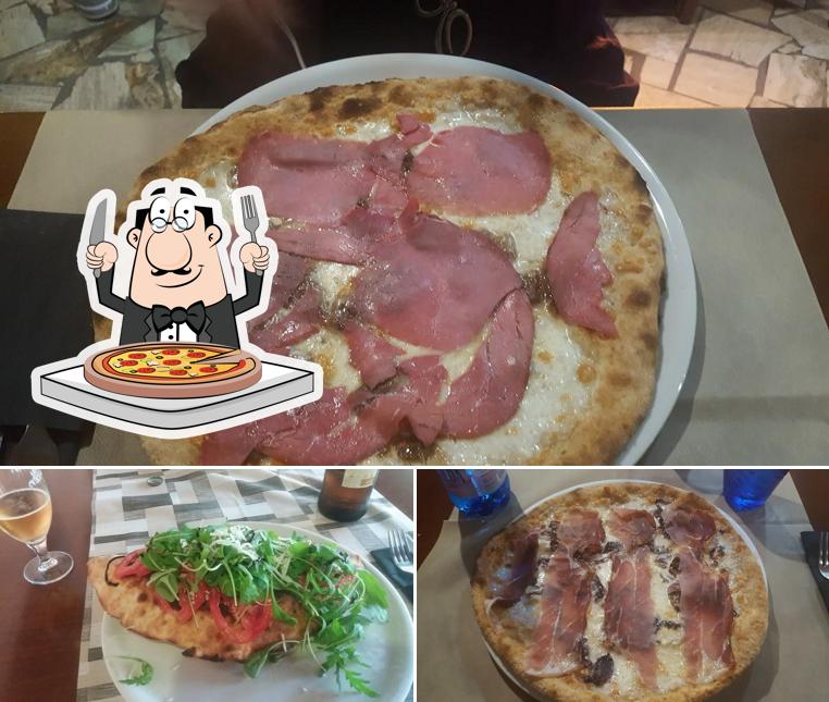 Ordina tra le svariate varianti di pizza