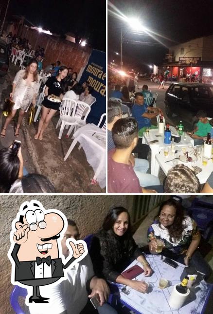 Veja imagens do interior do Frango's Bar