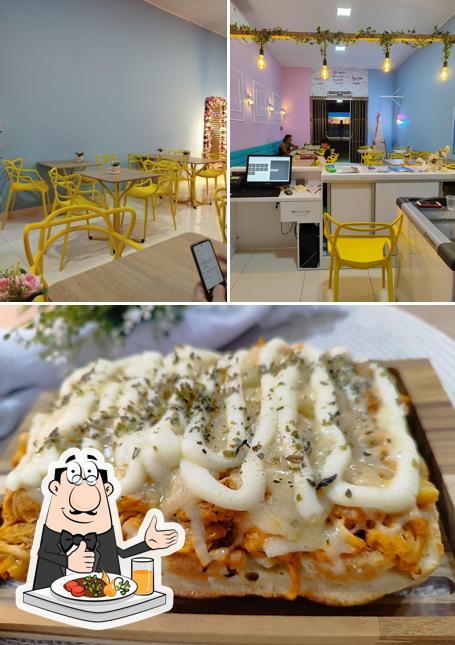 Comida em Waffles Mania