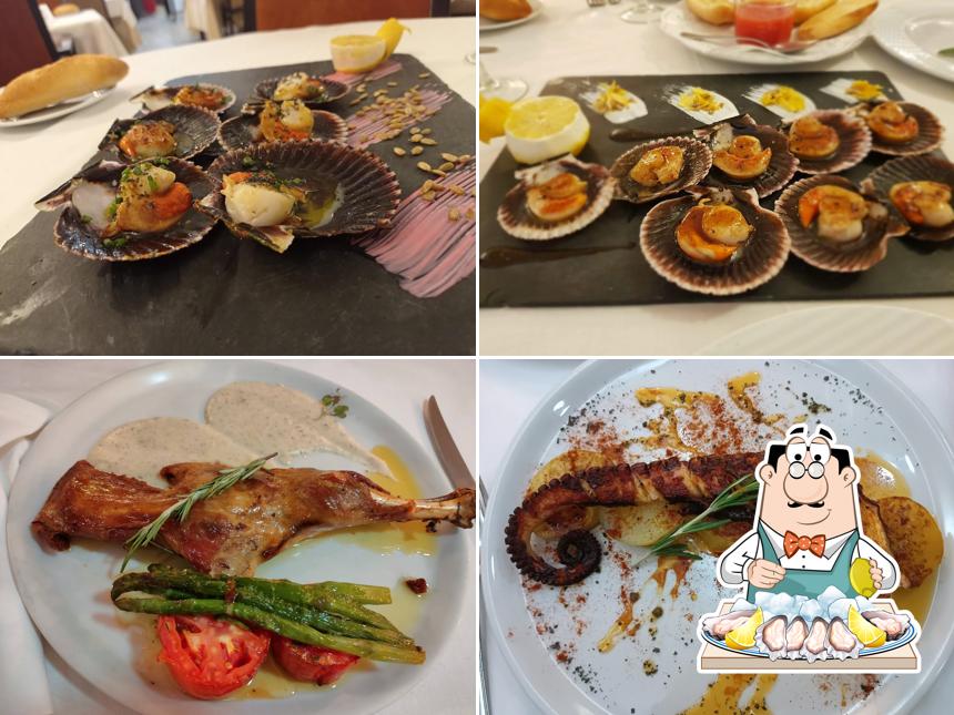 Попробуйте блюда с морепродуктами в "El Almirez Restaurante"