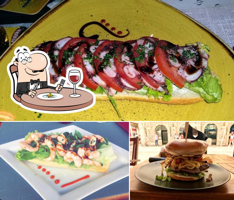 Hamburger al Cafe Bar Orlando