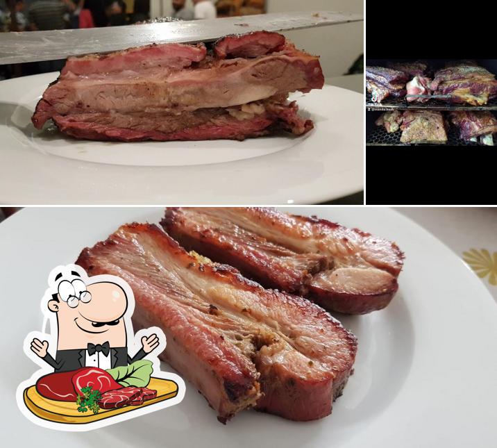 Prove pratos de carne no Nivas Torresmo & BBQ