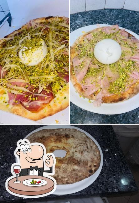 Cibo al Pizzeria La Voliera