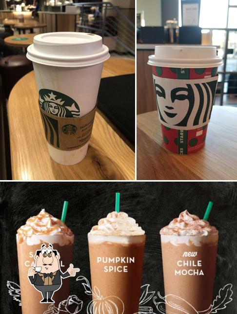 Starbucks, 21-02 49th Ave in New York City - Restaurant menu and reviews