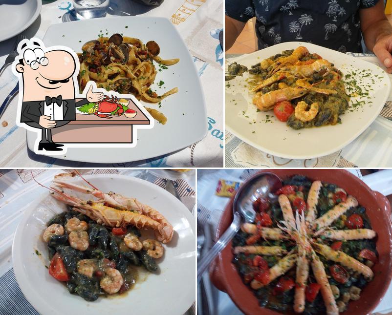 Prova tra i vari prodotti di cucina di mare proposti a Lido Serenella