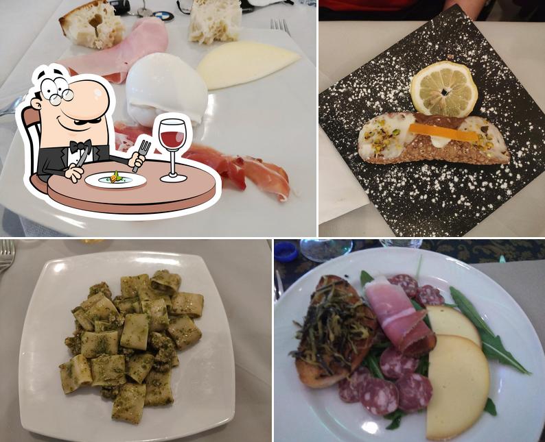 Cibo al Nuova Cucina Organizzata