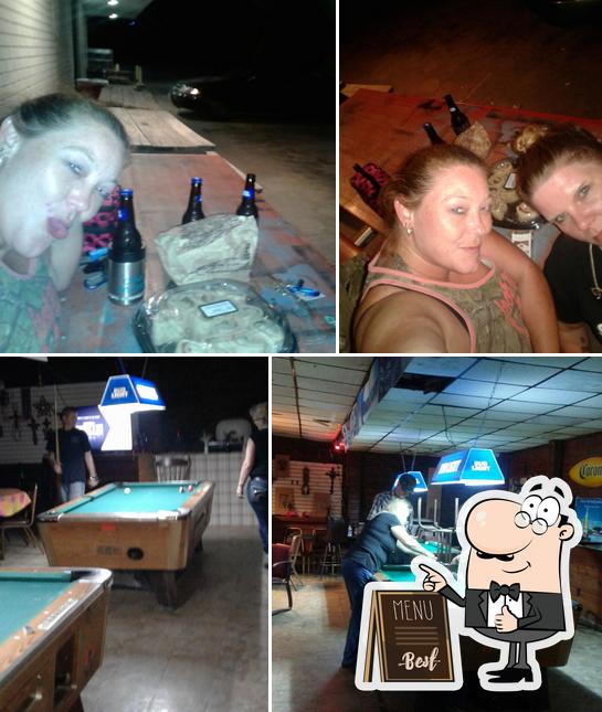 Liverpool Icehouse, 6911 County Rd 171 in Liverpool Restaurant reviews
