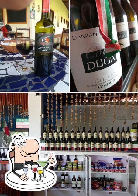 O Pousada 24h Restaurante Pizzaria Sol e Alegria Fortaleza serve álcool
