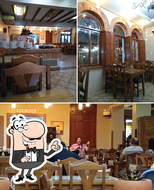 Veja imagens do interior do Restaurante e Lancheria Santa Maria