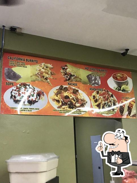 La Villa Taqueria, 700 Planz Rd in Bakersfield Restaurant menu and