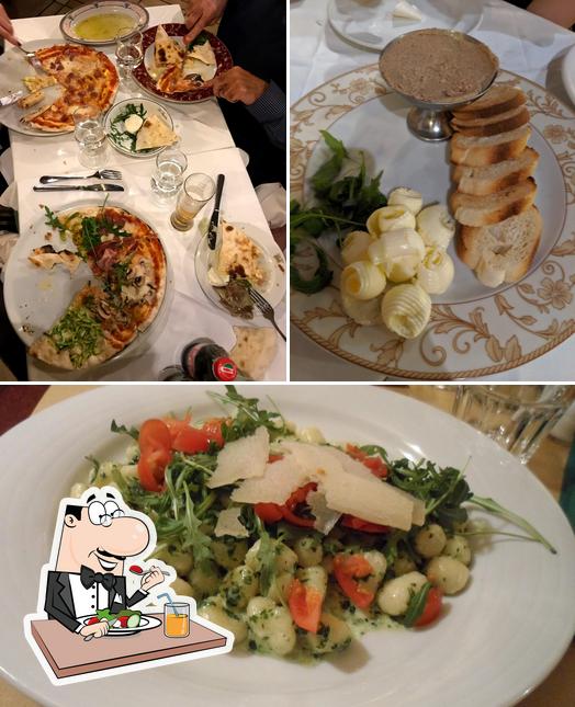 Platti al Ristorante Pizzeria La Sagrestia