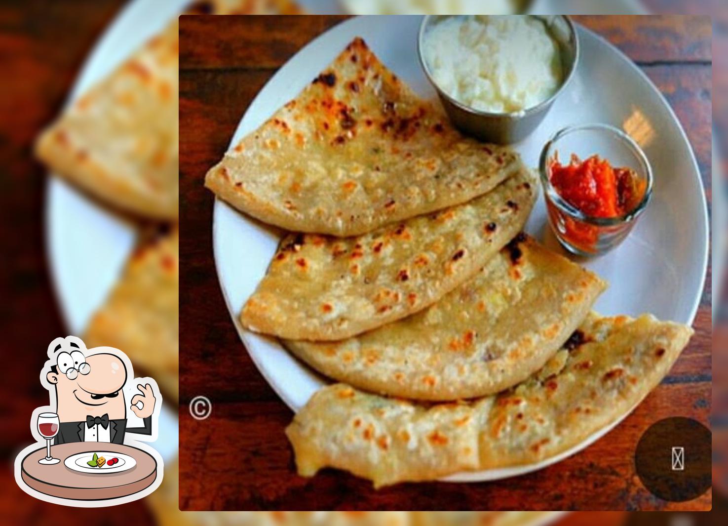 Santushti Cafe