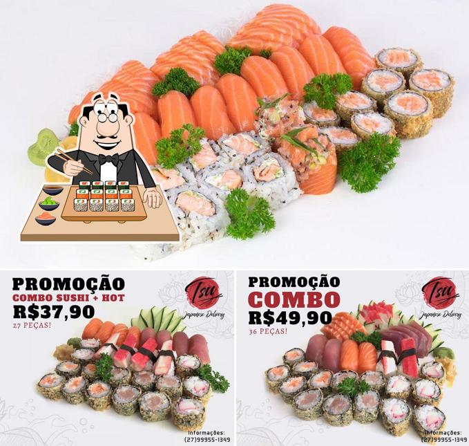 Rolos de sushi são servidos no Tsu Creative Japanese