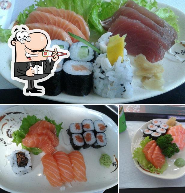 Escolha diversas opções de sushi